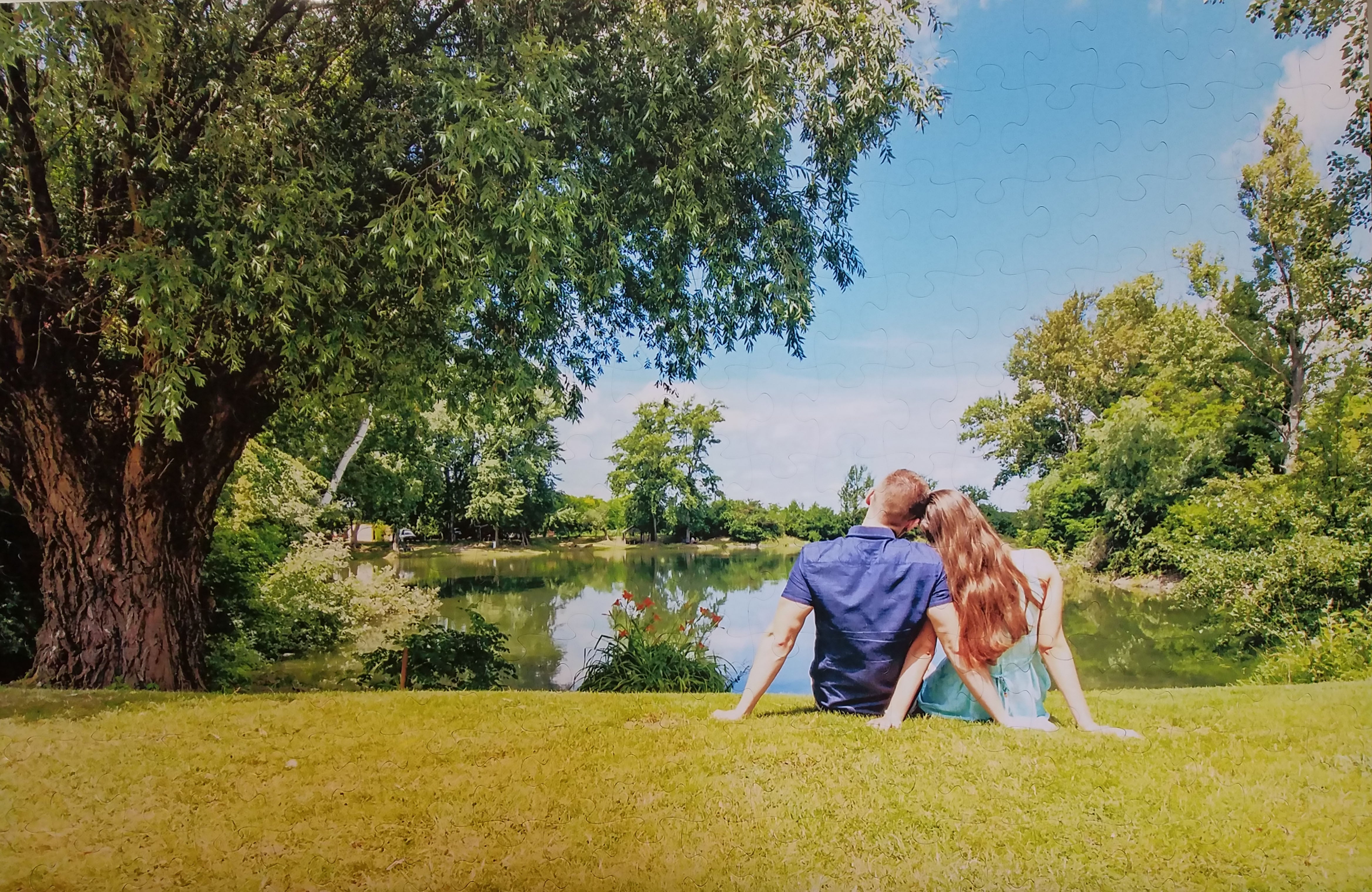FAMILY PORTRAIT PUZZLE.  Custom Photo Jigsaw Puzzle - Poster Size Puzzle with 200 Pieces FB The Missing Piece Puzzle Company