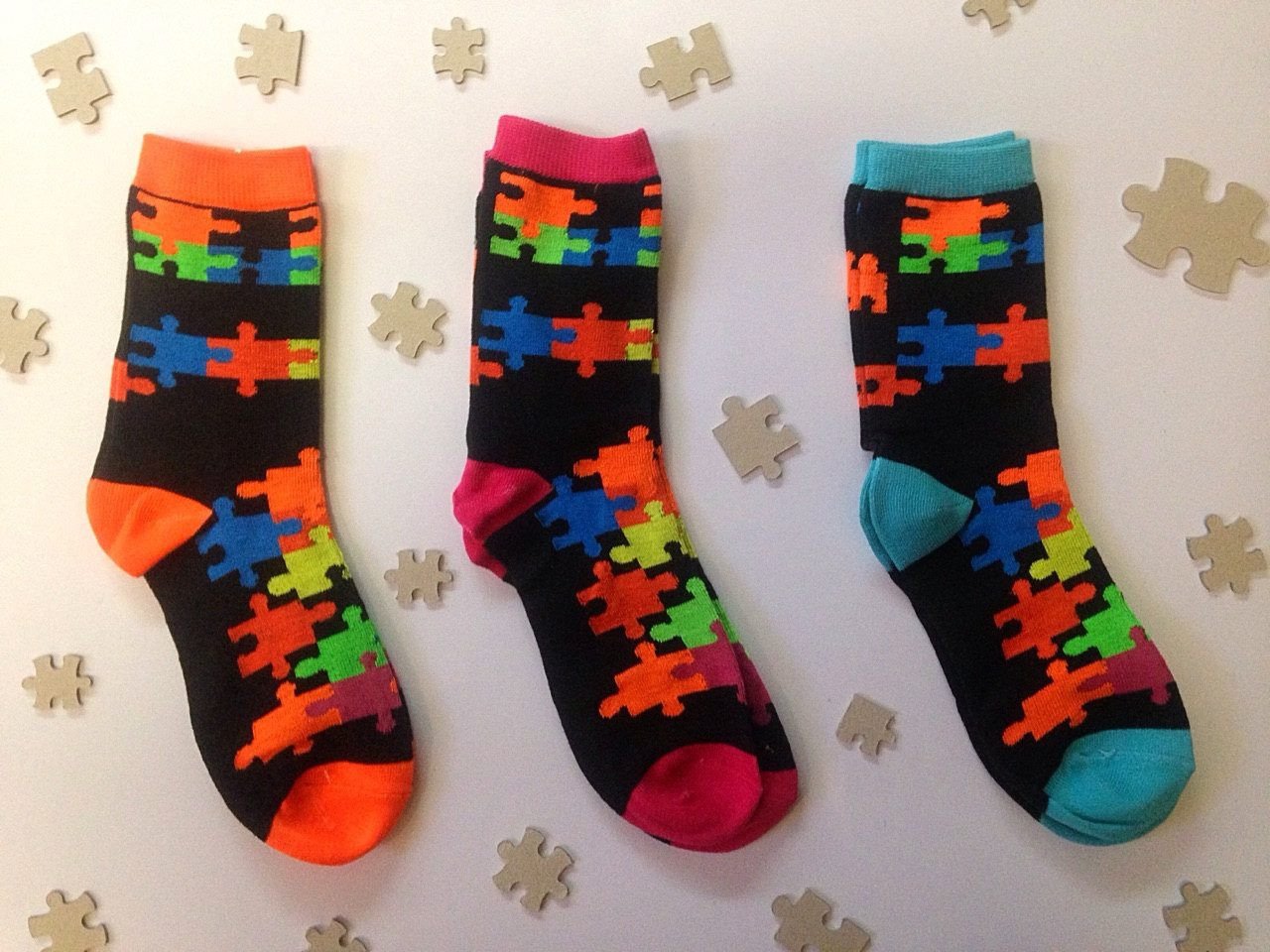 Jigsaw Puzzle Socks size 9-11.  Puzzle pattern socks.  Autism Awareness The Missing Piece Puzzle Company